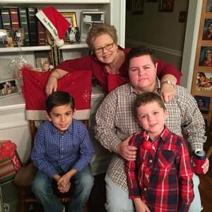 Meet your Posher, Debbie